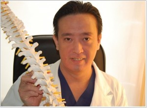 酒井慎太郎 テニスボール 膝痛