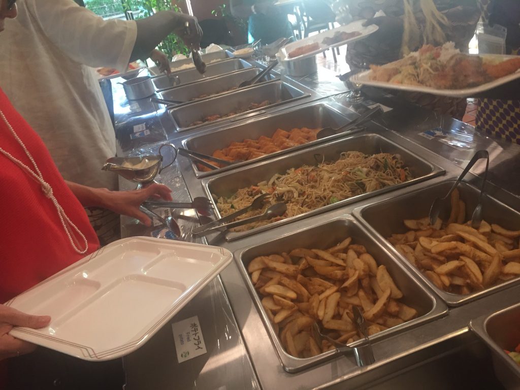 おいしー食堂 バイキング 画像